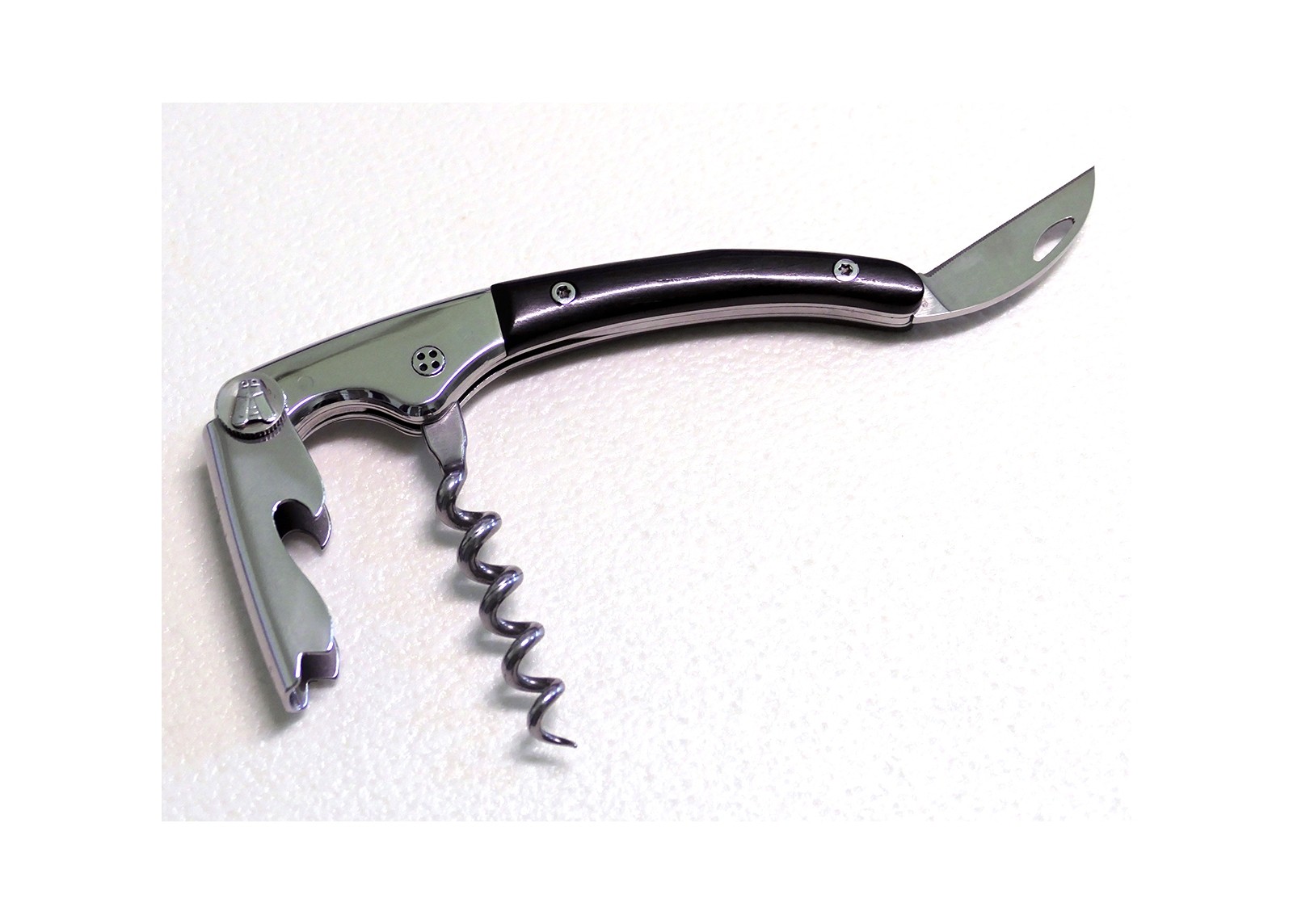Sommelier Laguiole avec un manche en Ebène et mitre inox