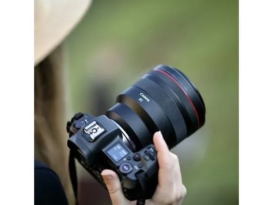 Canon RF - Telefoto objektiv - 85 mm - f/1.2 L USM - Canon RF - for EOS RF Mount