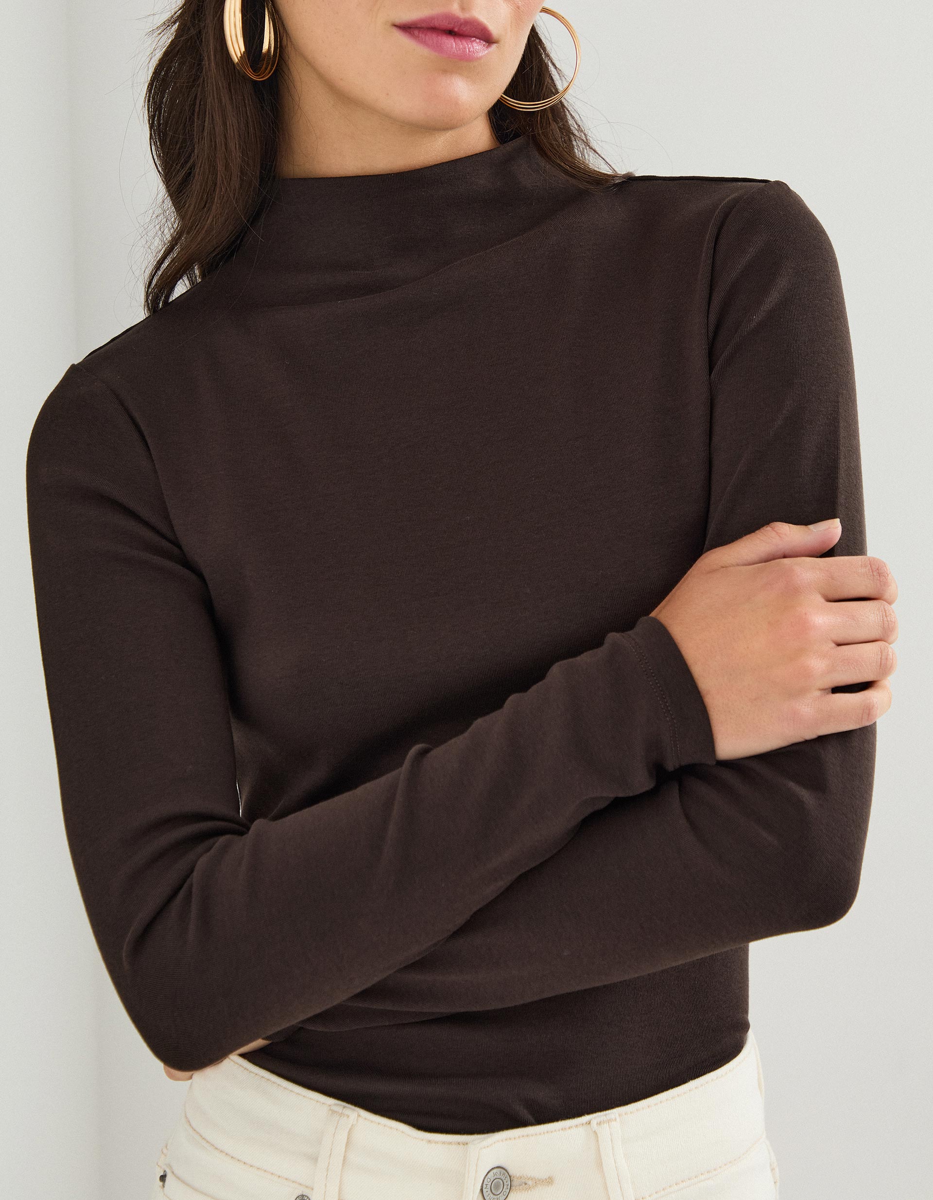 Camisola com Gola Alta, Mulher, Castanho Escuro