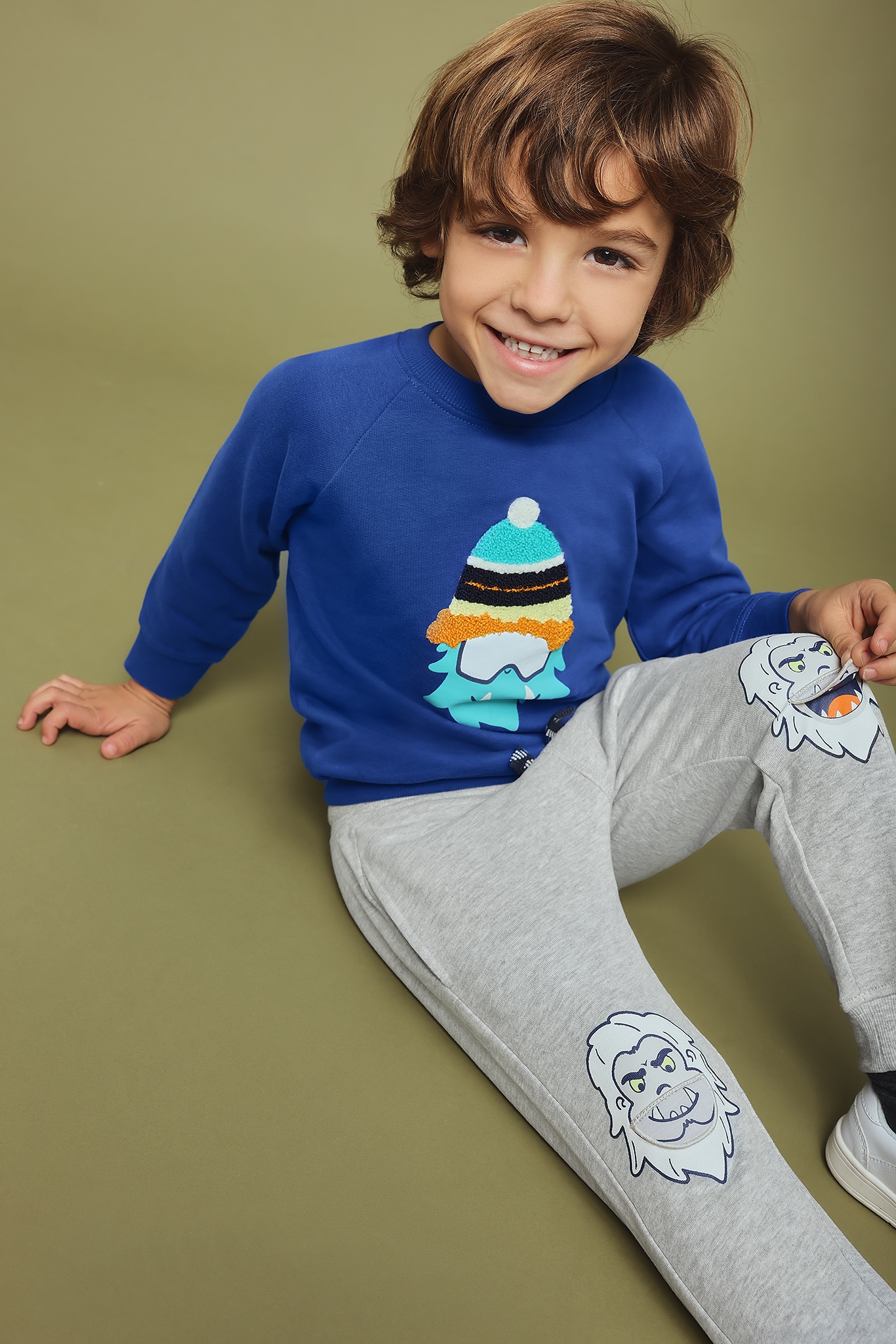 Blue Seven Sweathose  mit hochwertigem, coolem Monster-Detail am Knie