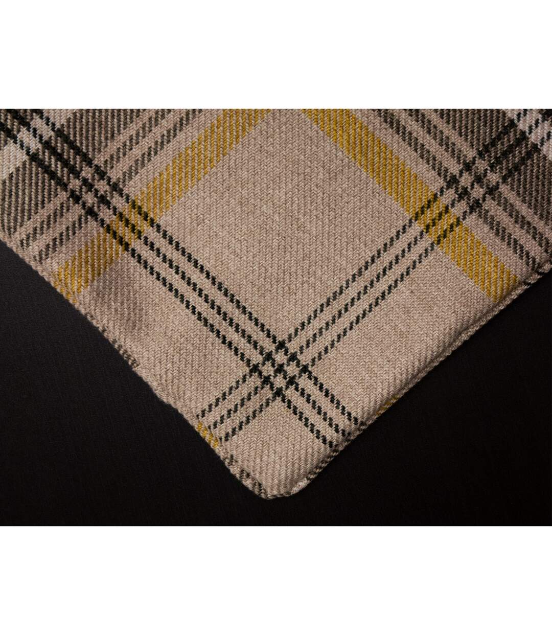 Riva Home - Housse de coussin AVIEMORE (Ocre) (45 cm x 45 cm) - UTRV1366