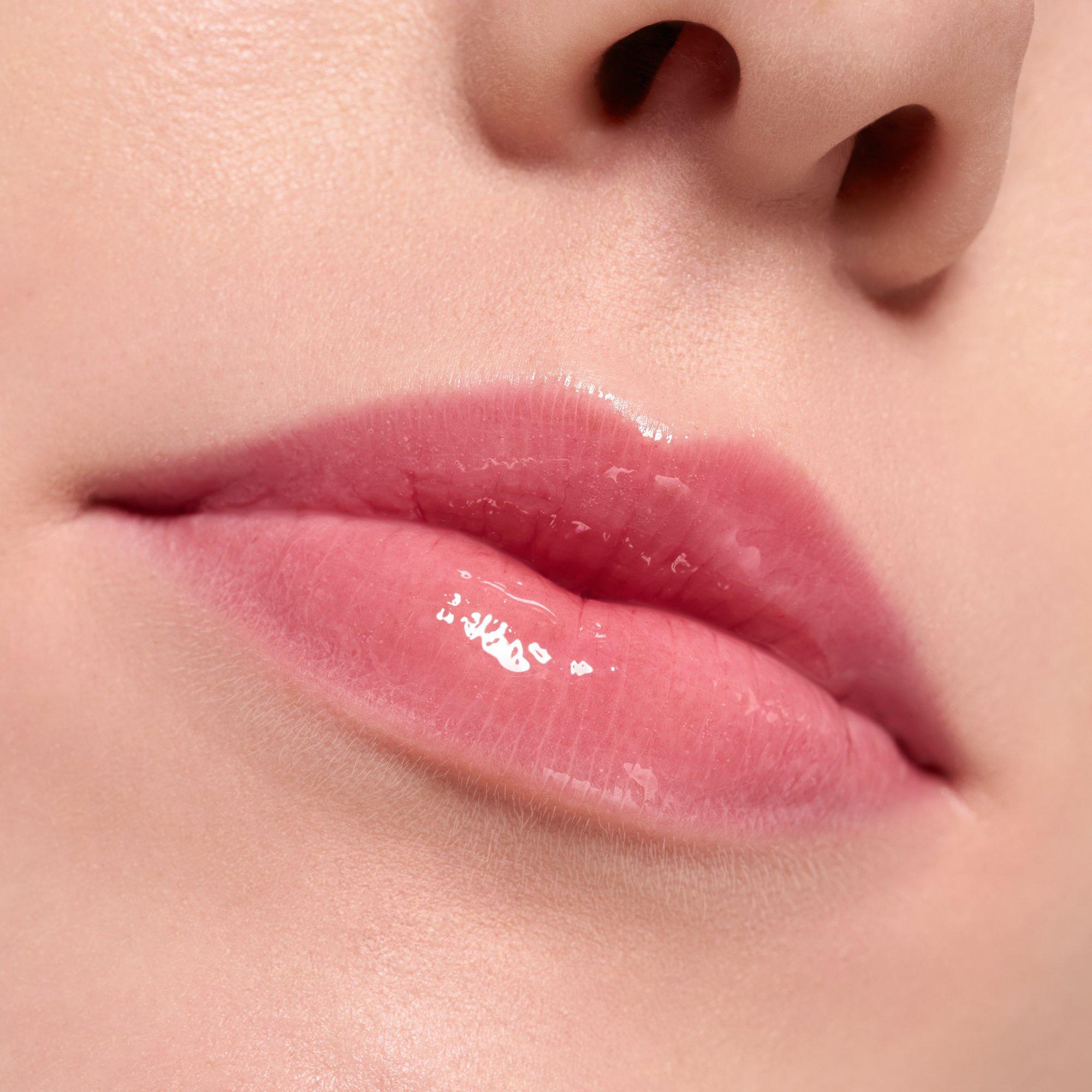what the fake! PLUMPING LIPGLOSS