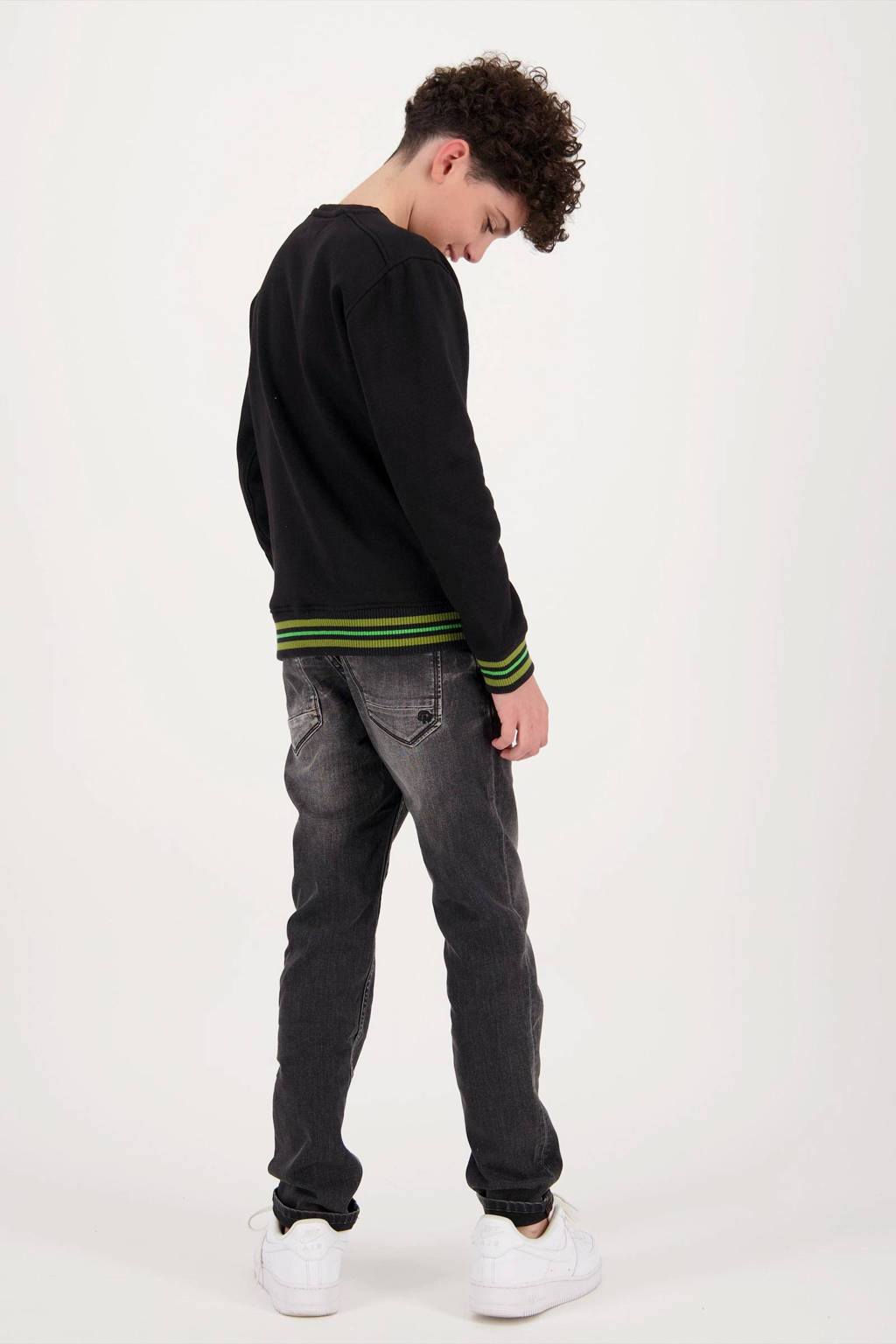 Raizzed sweater Rewin met tekst zwart/groen/geel
