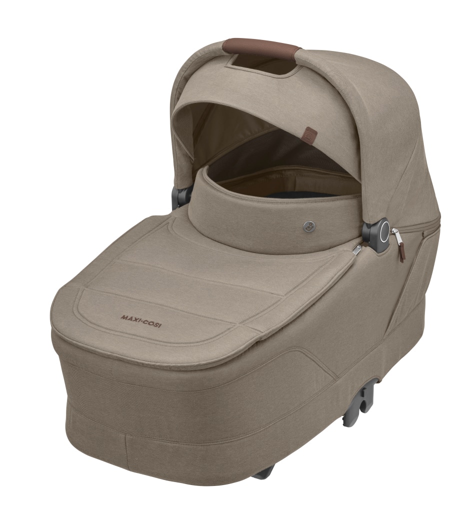 Sense 0 - 6 M   0 - 9 kg    Geräumig und bequem |    Atmungsaktive Matratze aus Memoryschaum |    Optimale Luftzirkulation |    SoothingSlope |