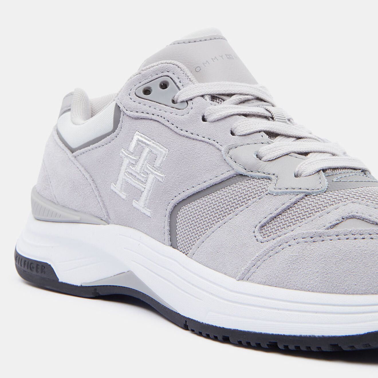 Tommy Hilfiger Baskets running en Velours de Cuir Monogramme Preppy grises