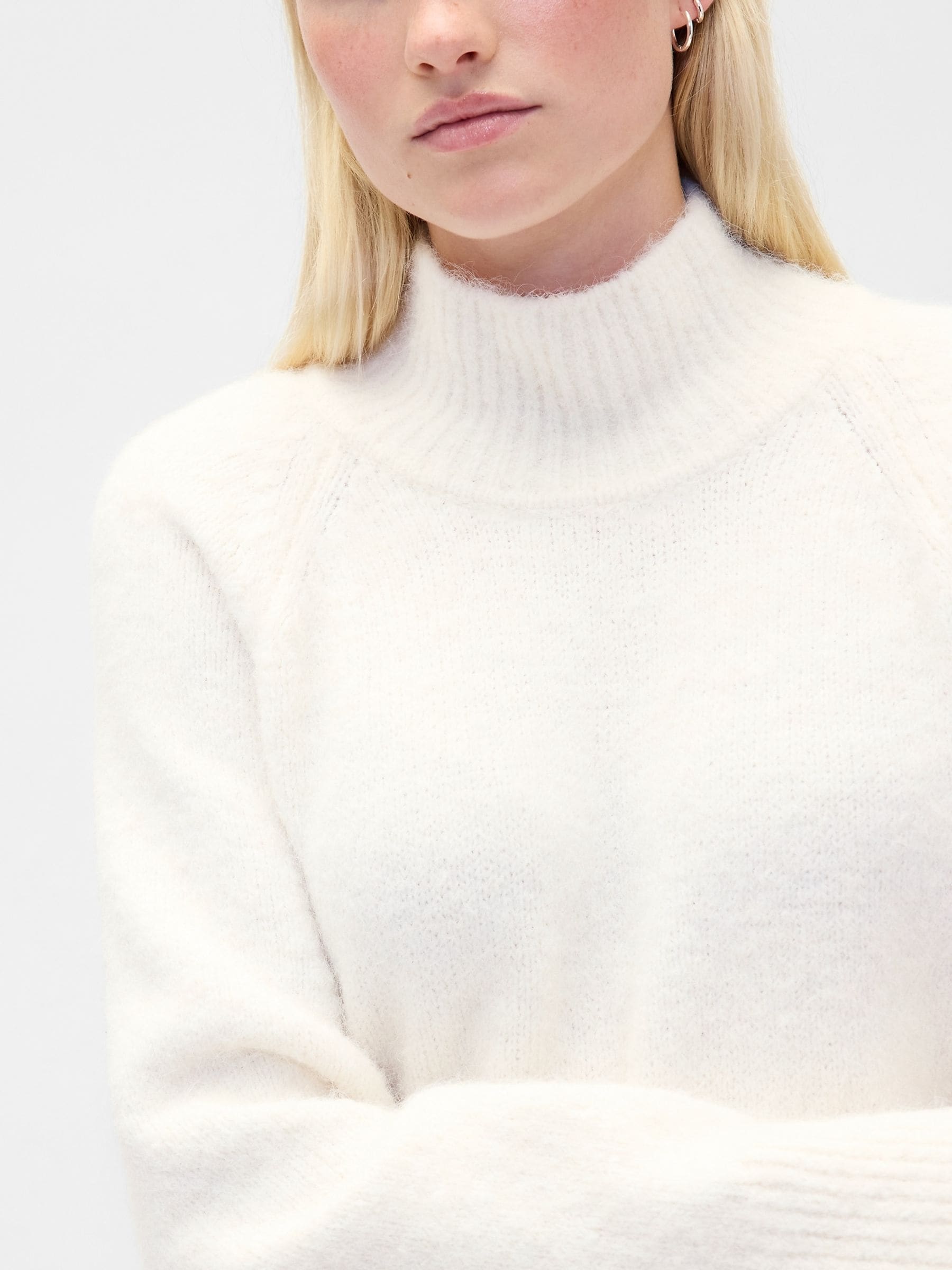 Crème - Gap Oversized Fuzzy Turtle Neck Jumper