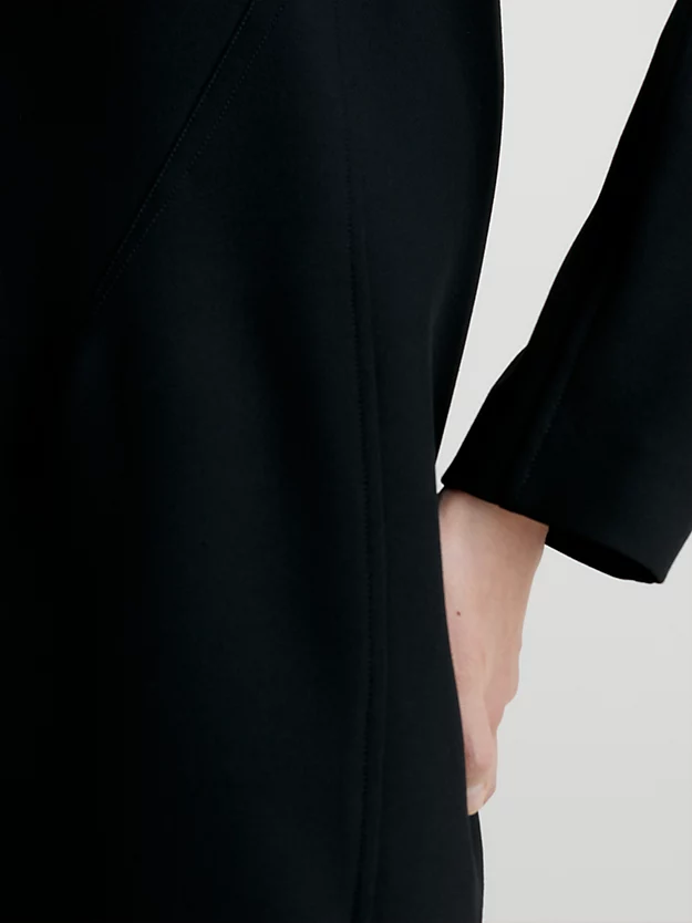 Vestido tubinho de corte solto