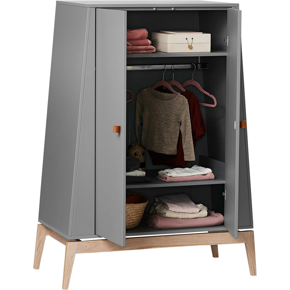 Køb Leander Grey Luna™ Garderobeskab Small