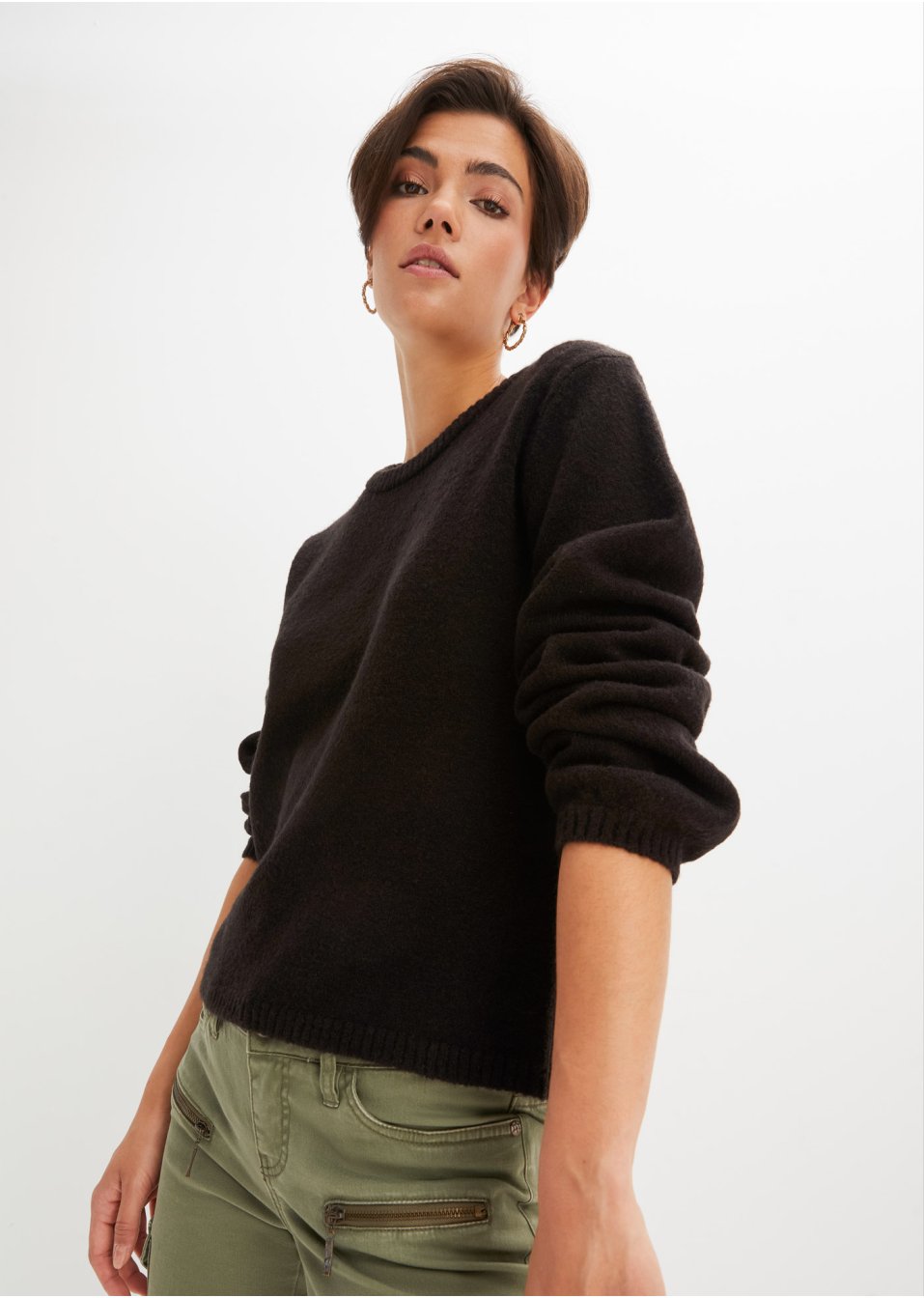 Pull avec détail dentelle