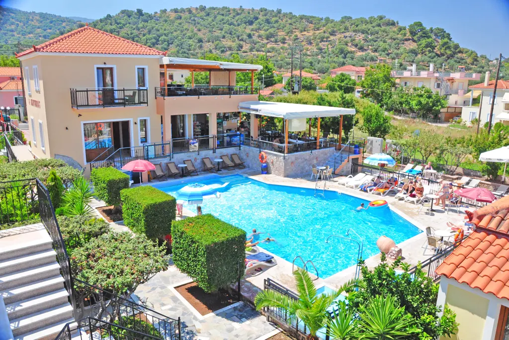 Fly & Go Christina's Gardens Logies - Appartement