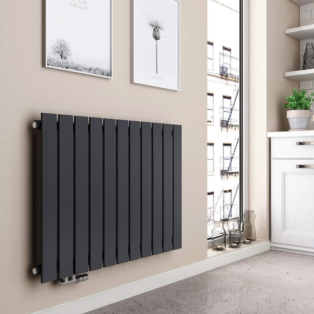 EMKE Design Heizkörper Flach, 630x850 mm Horizontal Flachheizkörper mit Seitenanschluss, Einlagig Paneelheizkörper Wandheizkörper für Bad, Schlafzimmer & Wohnzimmer, Anthrazit 210W
