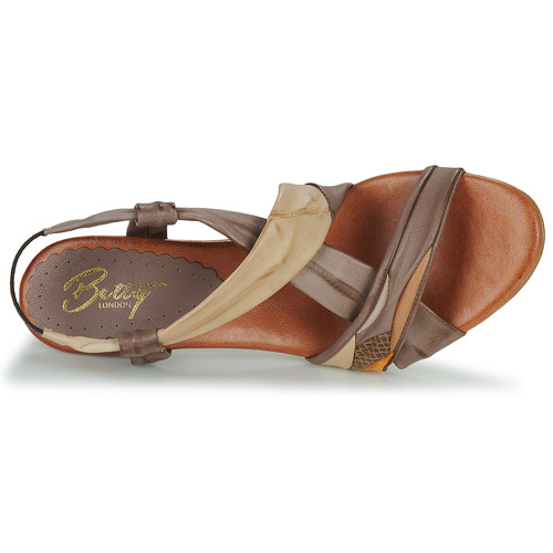 Betty London - POULOI - Camel