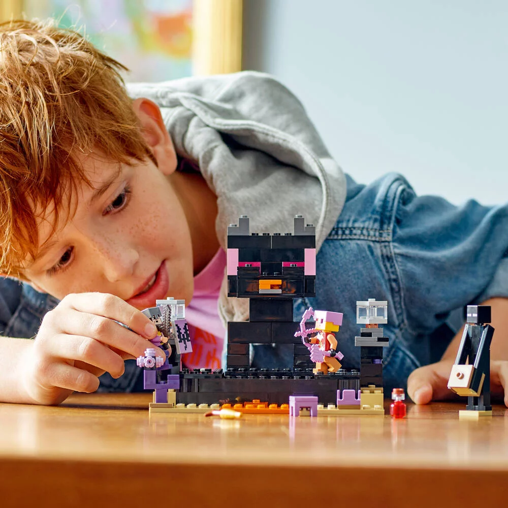 LEGO®MINECRAFT™ 21242 - L’ARENE DE L’END