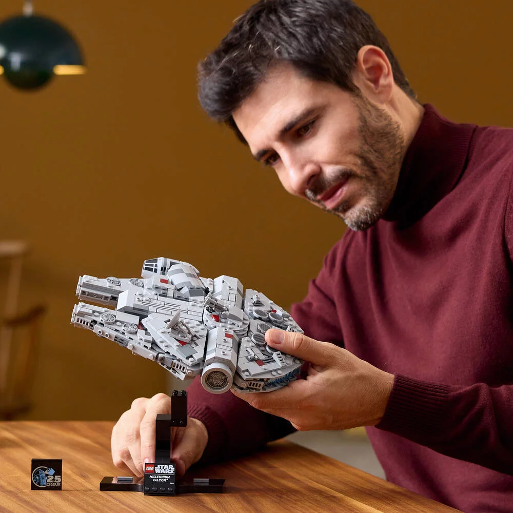 LEGO®STAR WARS™ 75375 - MILLENNIUM FALCOM™