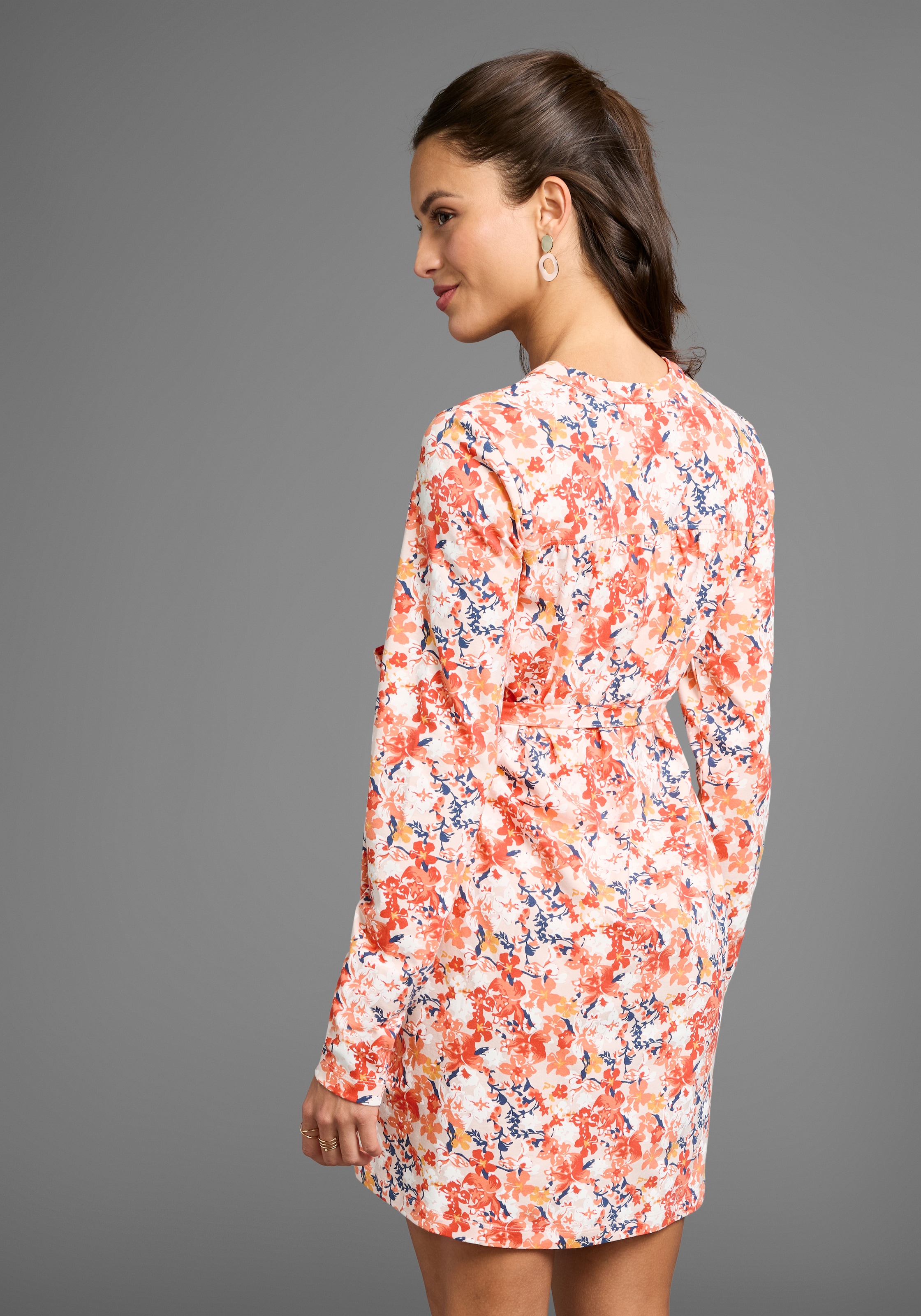 Neun Monate Umstandskleid »Kurzes Schwangerschafts-Kleid mit Knopfleiste, Minikleid« Shirtkleid mit tiefer Knopfleiste, ideal zum Stillen