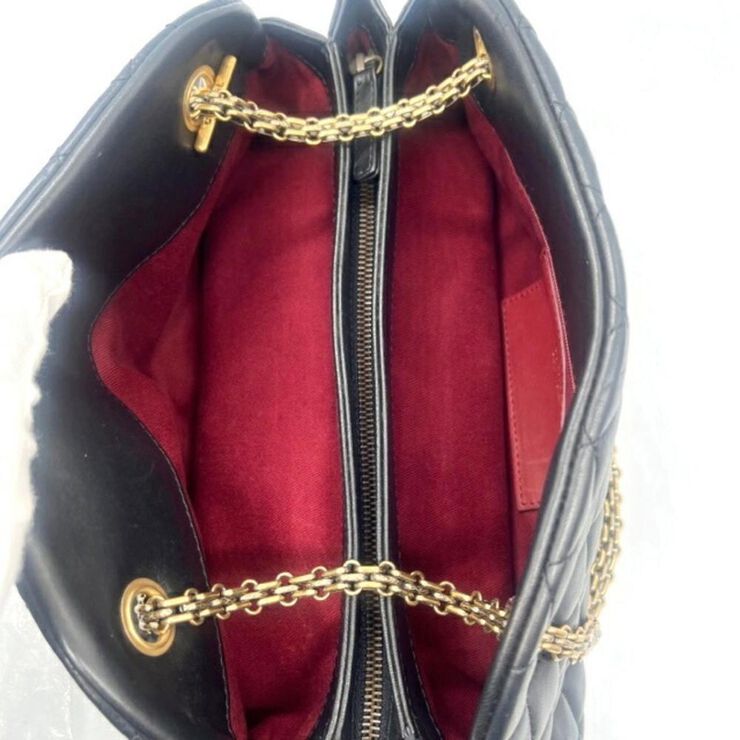 Chanel Vintage Chanel Shoulder Bag Black