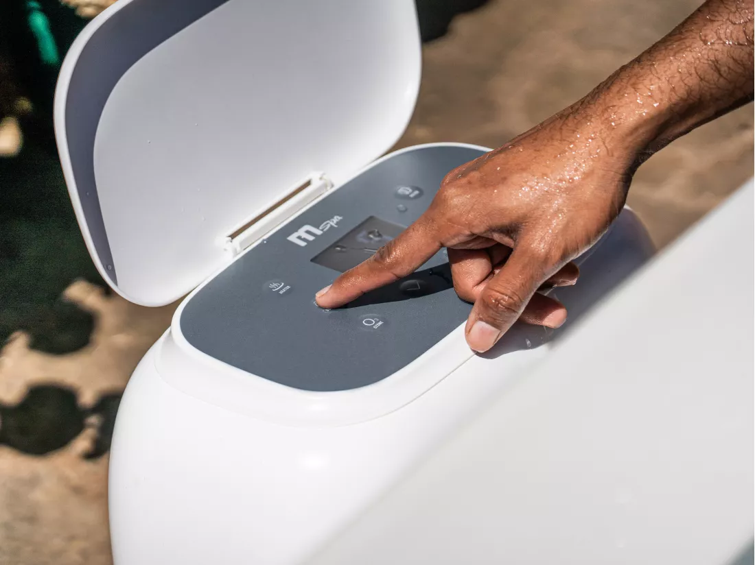 Spa semi-rigide MSpa 6 places marron avec accessoires - 120 jets - L160 x l160 x H65 cm - MAKEMO