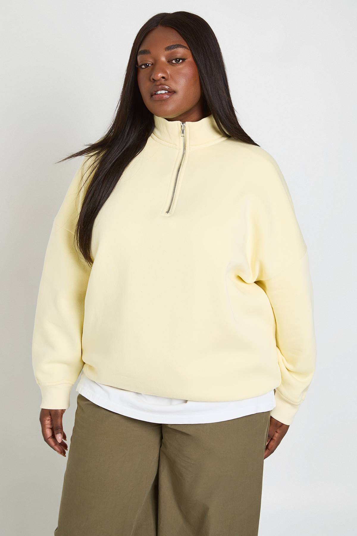 boohoo Sweat-shirt Grande Taille Demi-zip