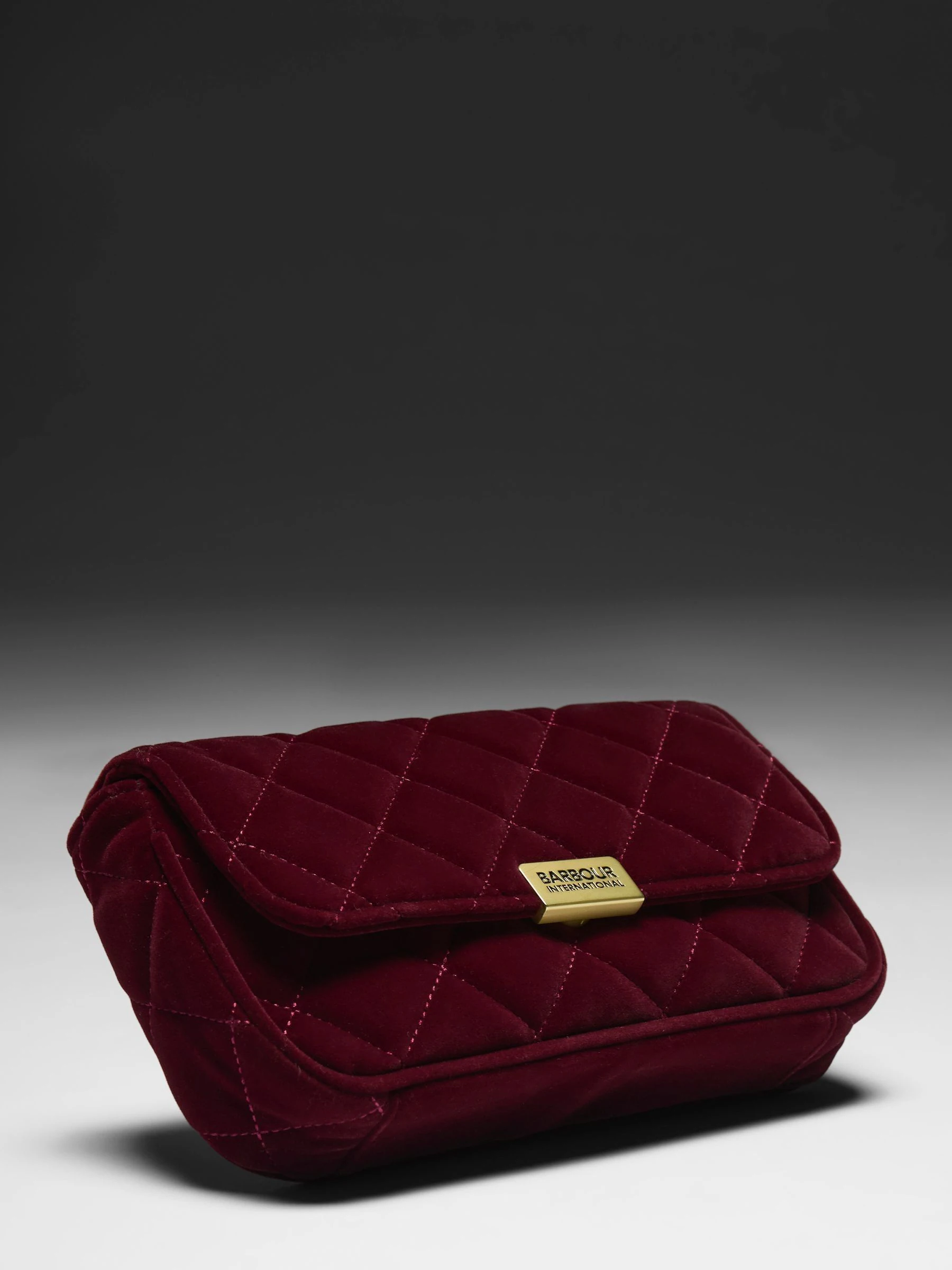 Rood - Barbour® International Quilted Velvet Mini Soho Crossbody Bag