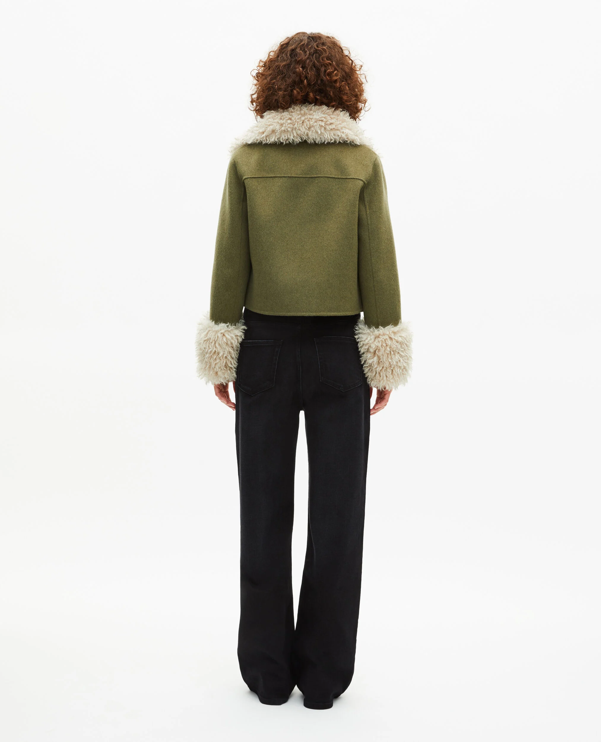 Blouson court en laine col sherpa kaki