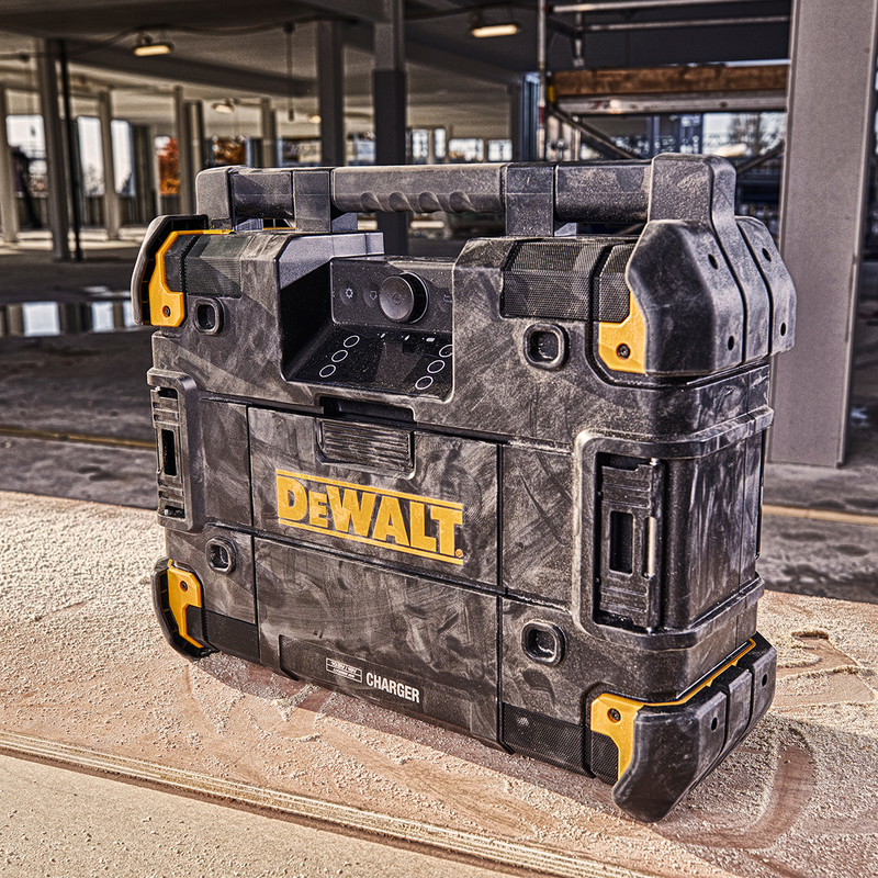 DeWALT DWST1-81078 TSTAK bouwradio 230V/10,8V/12V/18V/54V Li-ion