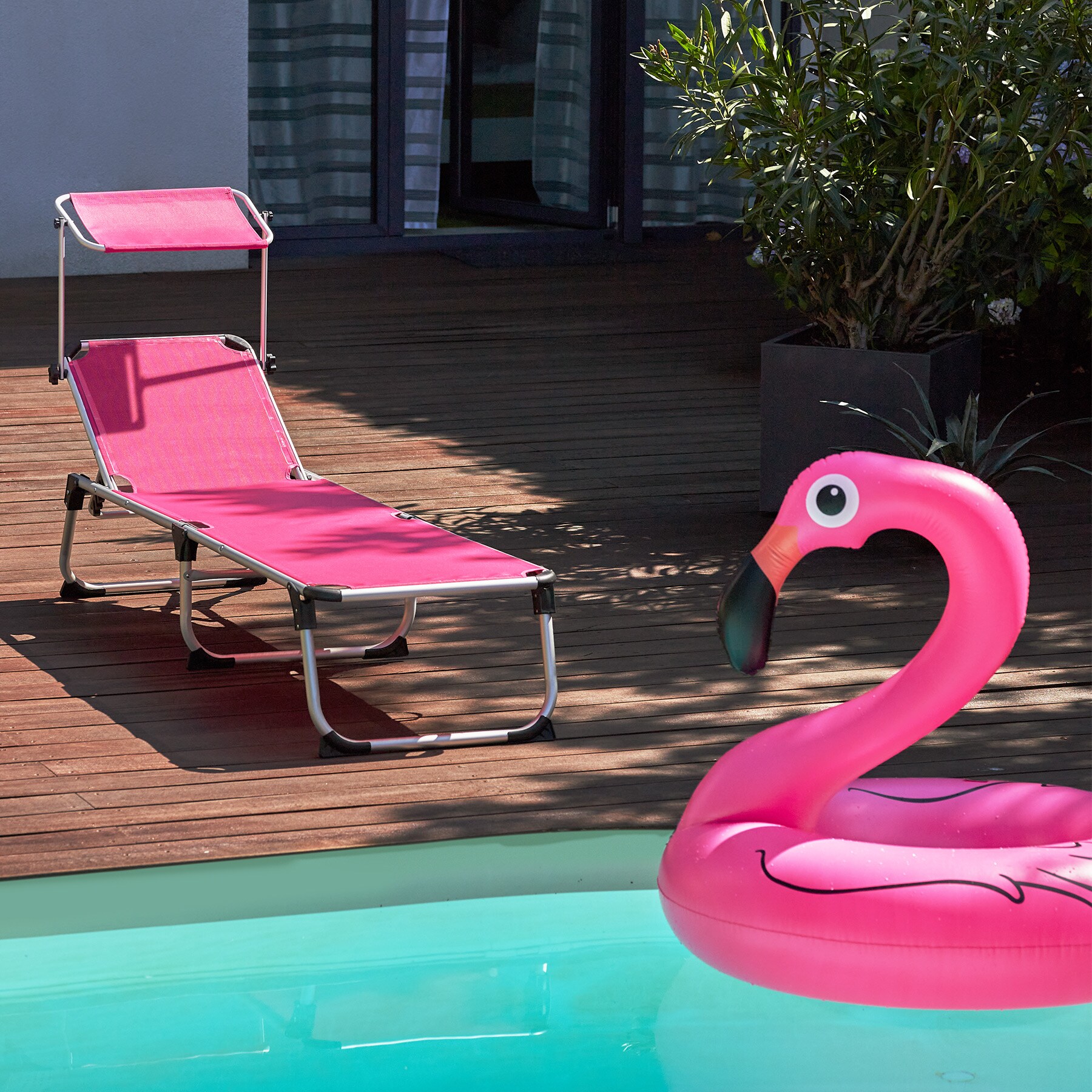 tectake® Sonnenliege, klappbar, 6-fach verstellbare Rückenlehne, 217 x 60,5 x 72 cm