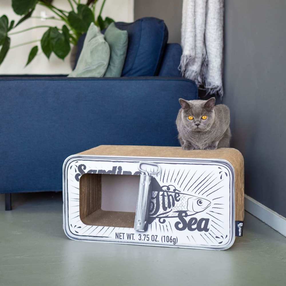 Griffoir/grotte pour chats sardine blanc