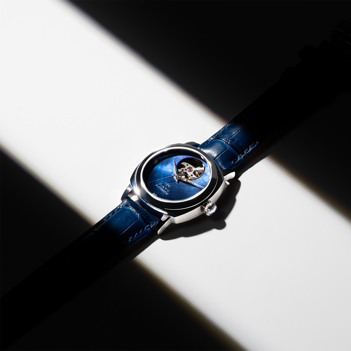Montre MATY GM automatique cadran bleu bracelet cuir bleu
