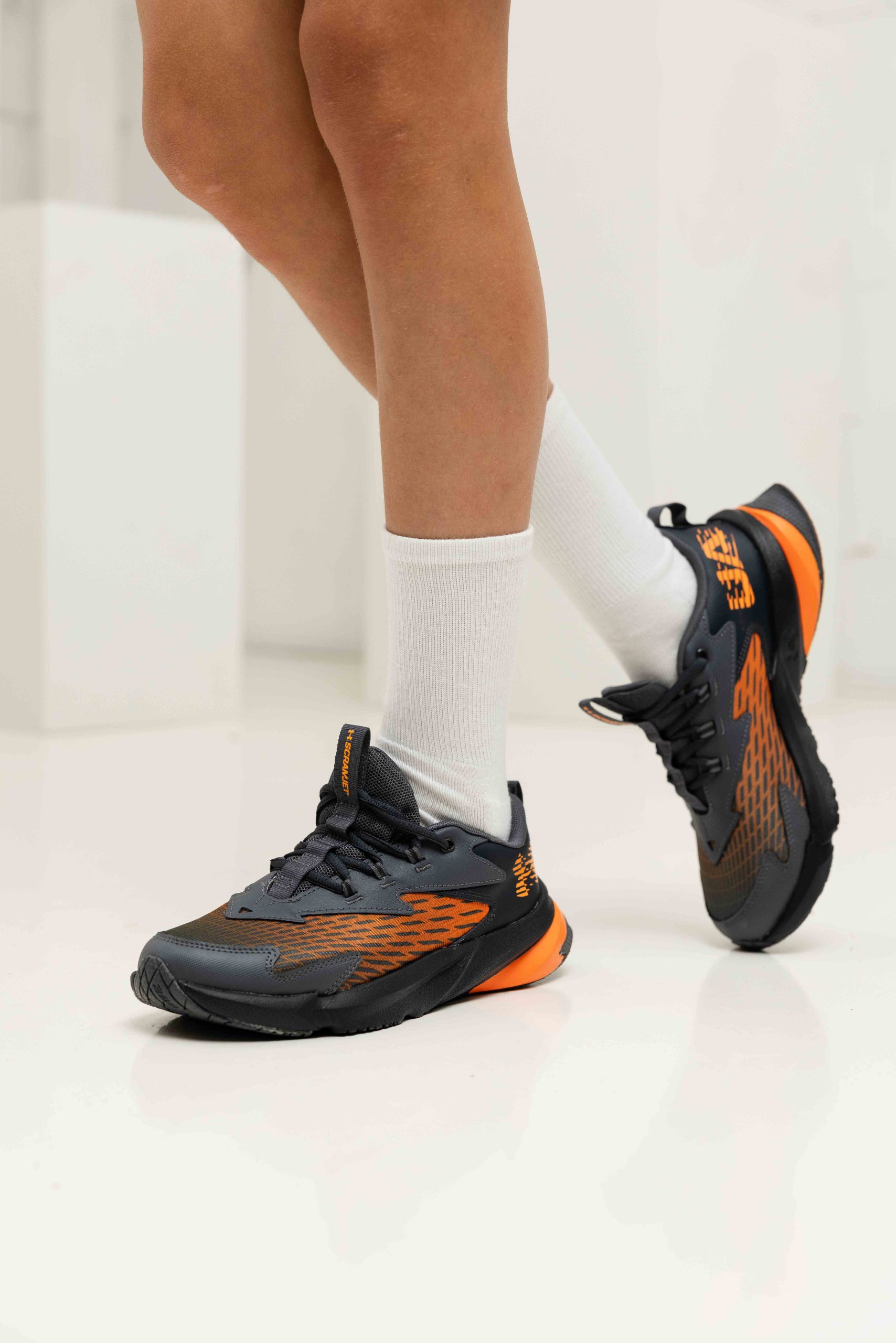 Under Armour Scramjet 7 Schoenen Kids Donkergrijs/Oranje