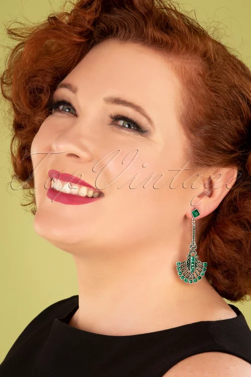 Lovely Art Deco oorbellen in smaragd en zilver