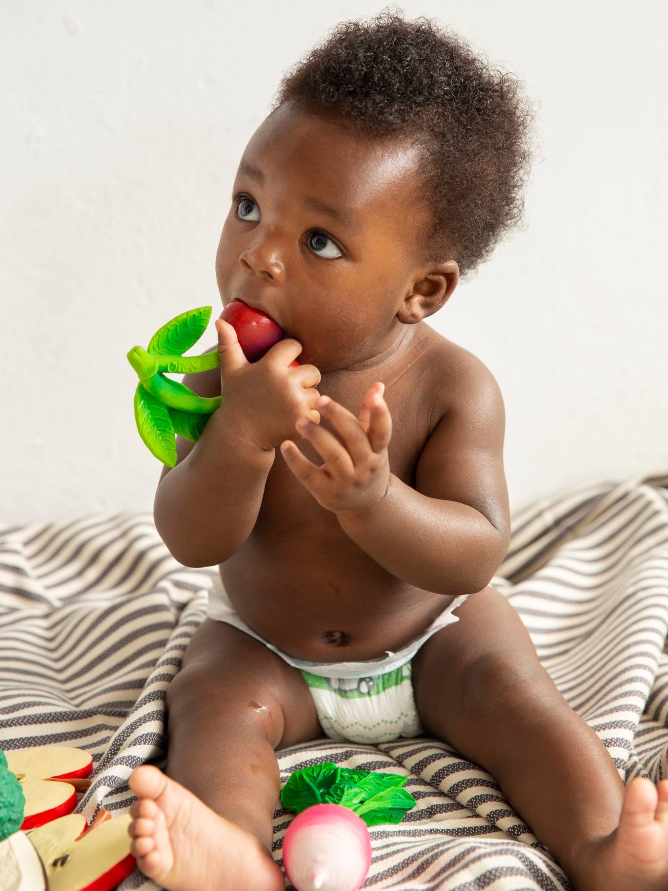 Mery, o brinquedo de dentição em forma de cereja.