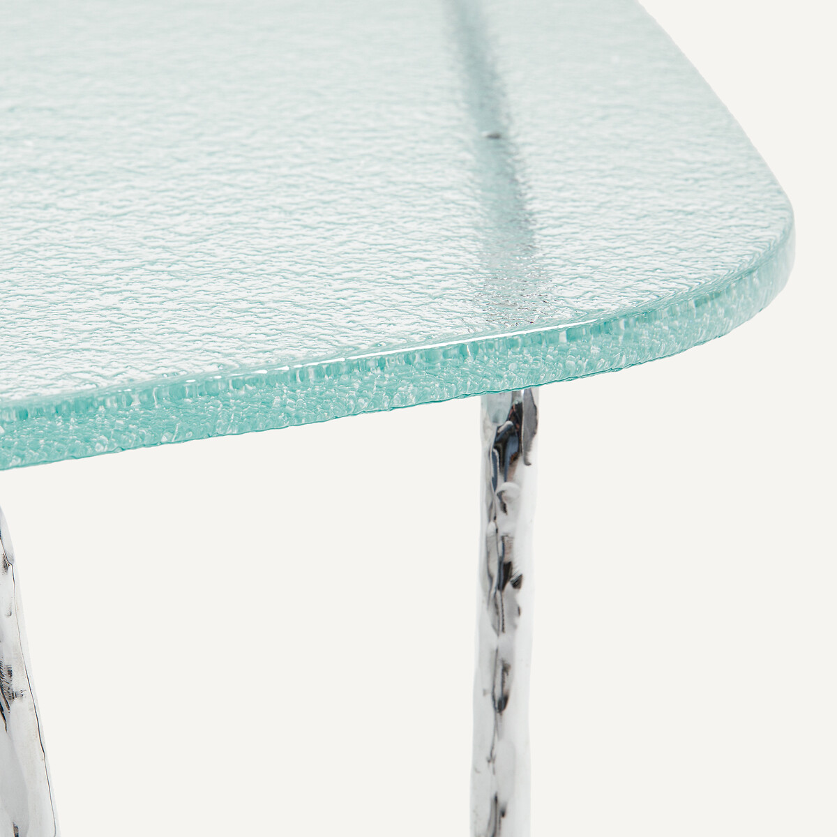 OTTO STUDIO PARA AM.PM<br>Mesa de centro em vidro e ferro, 33 cm de altura, Oasis