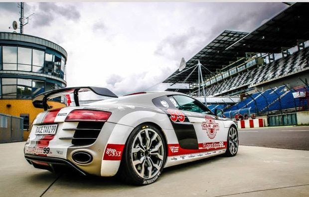 Audi R8 Rennwagen fahren