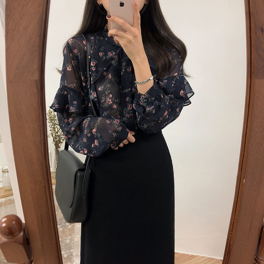 Leoom - Blouse met chiffon en bloemenruffle
