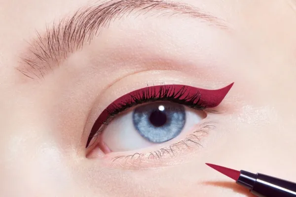 Christian Dior, Diorshow On Stage, Waterproof, Ultra-Flexible Felt Tip, Intense Color, Liquid Eyeliner, 771, Matte Burgundy, 0.55 ml For Women