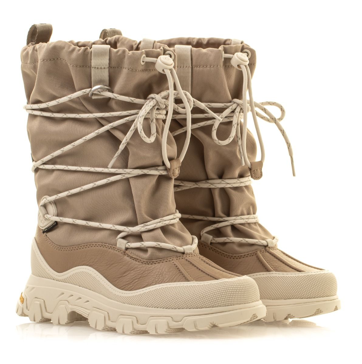UGG Metropeak