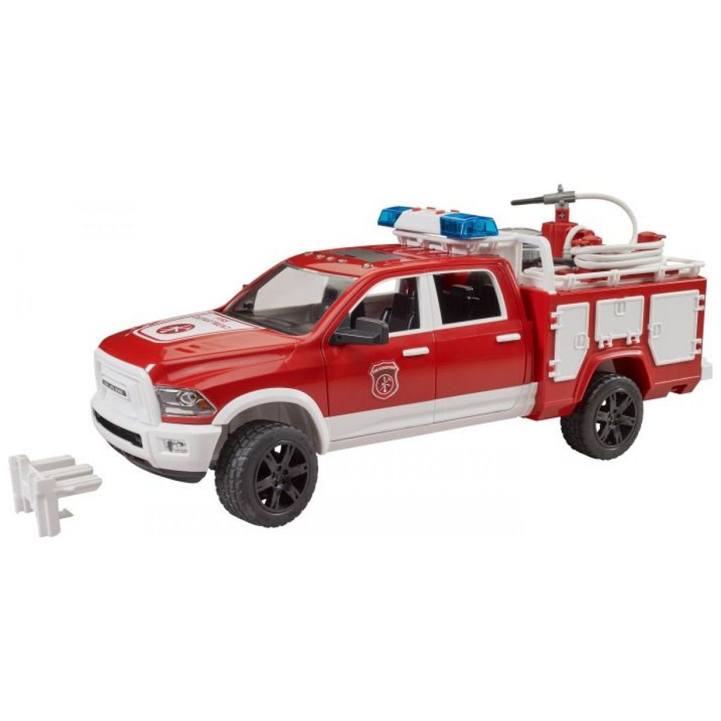 bruderbruder   RAM 2500 Feuerwehreinsatzwagen mit Light und Sound Modul