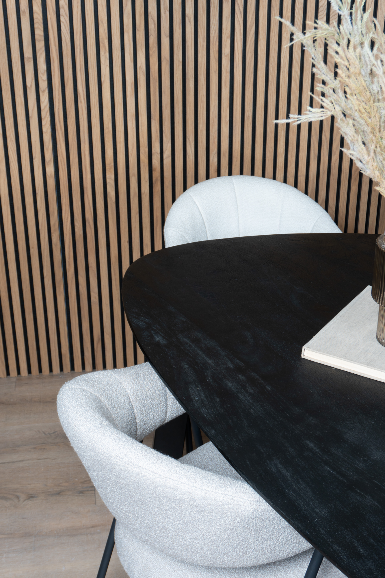 Eettafel Tinus Zwart - Kiezelvormig 240 cm