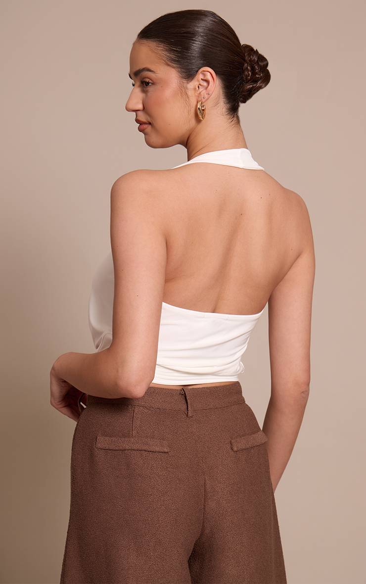 Crème Haut Dos-nu Décolleté Plongeant En Tissu Soyeux