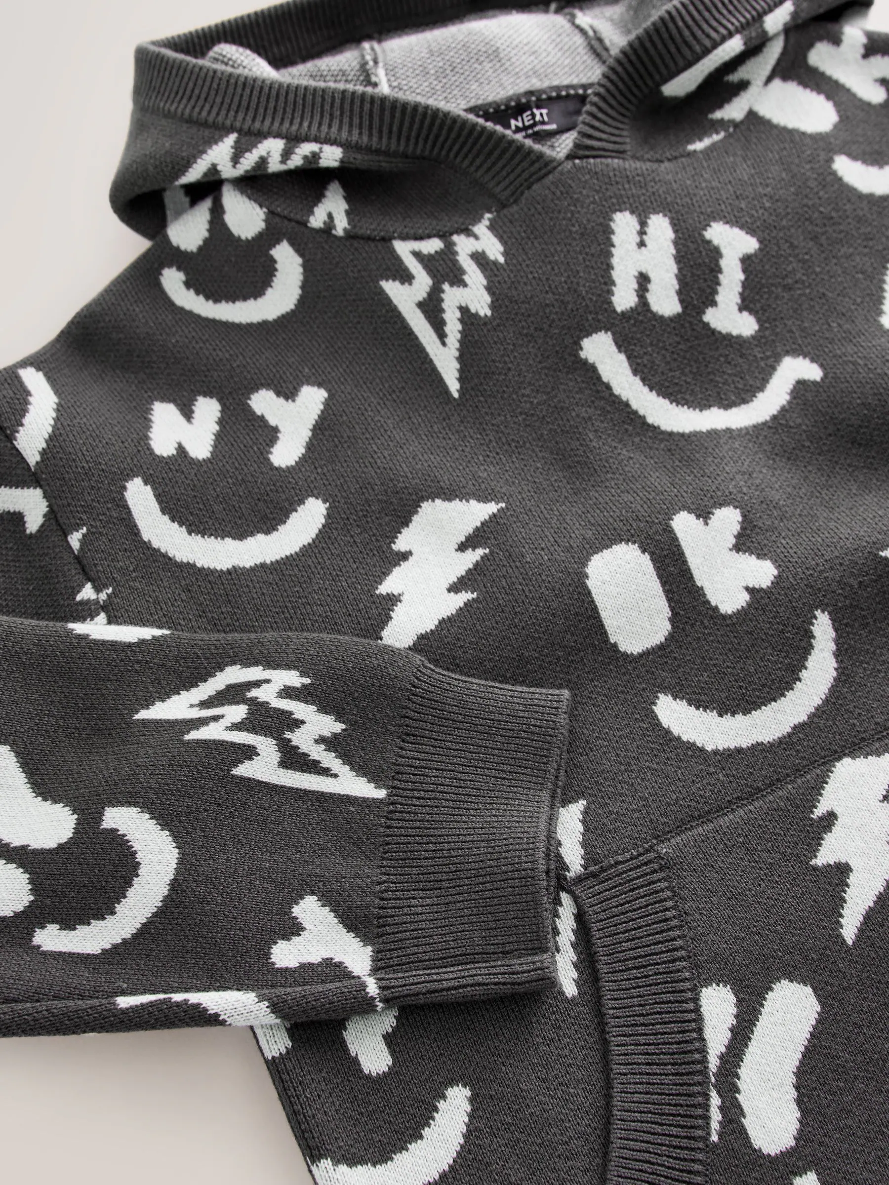 Zwart-wit met figuurtjes - Gebreide hoodie (3-16jr)