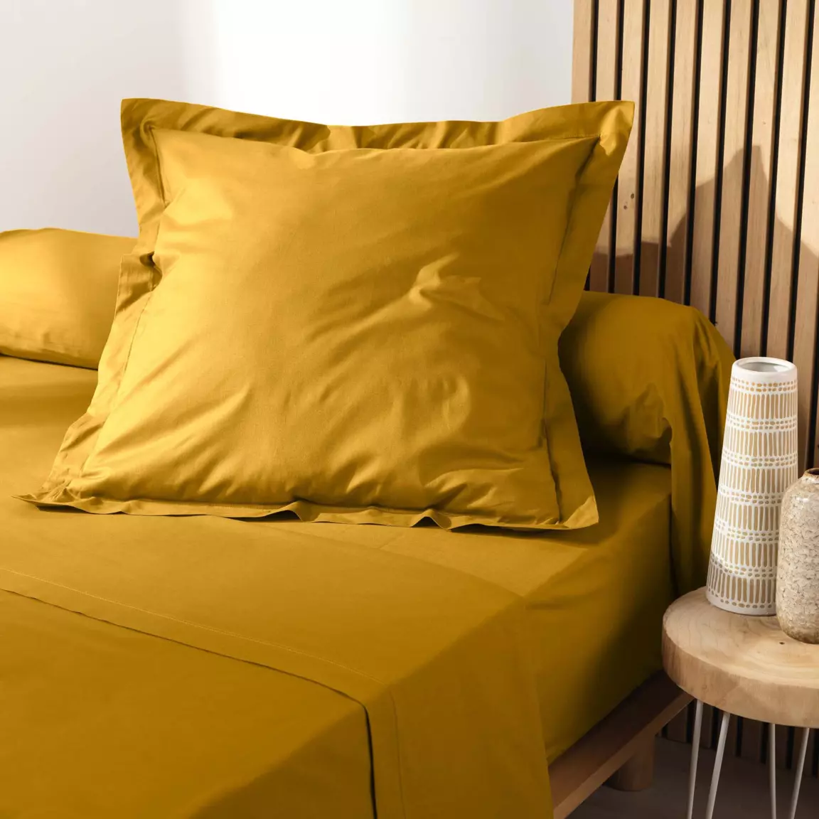 Taie d'oreiller carrée coton bio (63 x 63 cm) Biolina Jaune ocre