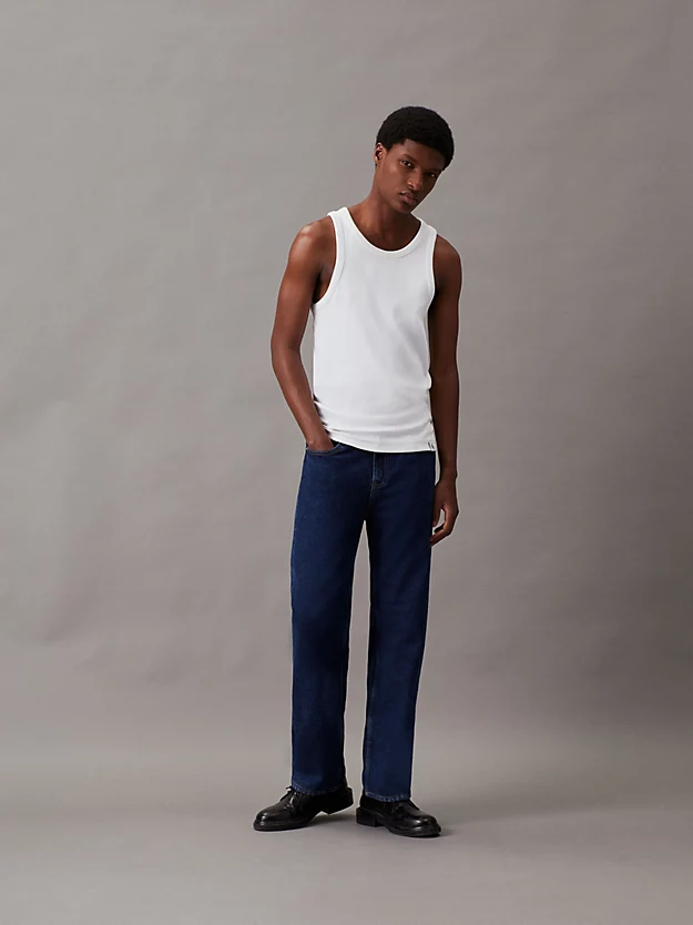Calça jeans reta dos anos 90