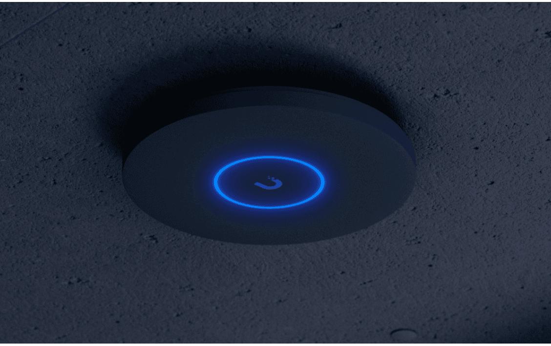 Access Point Unifi U7 Pro XG Schwarz<br>An der Decke montierter 6-Stream WiFi 7 AP mit 10/5/2.5/1 GbE-Unterstützung