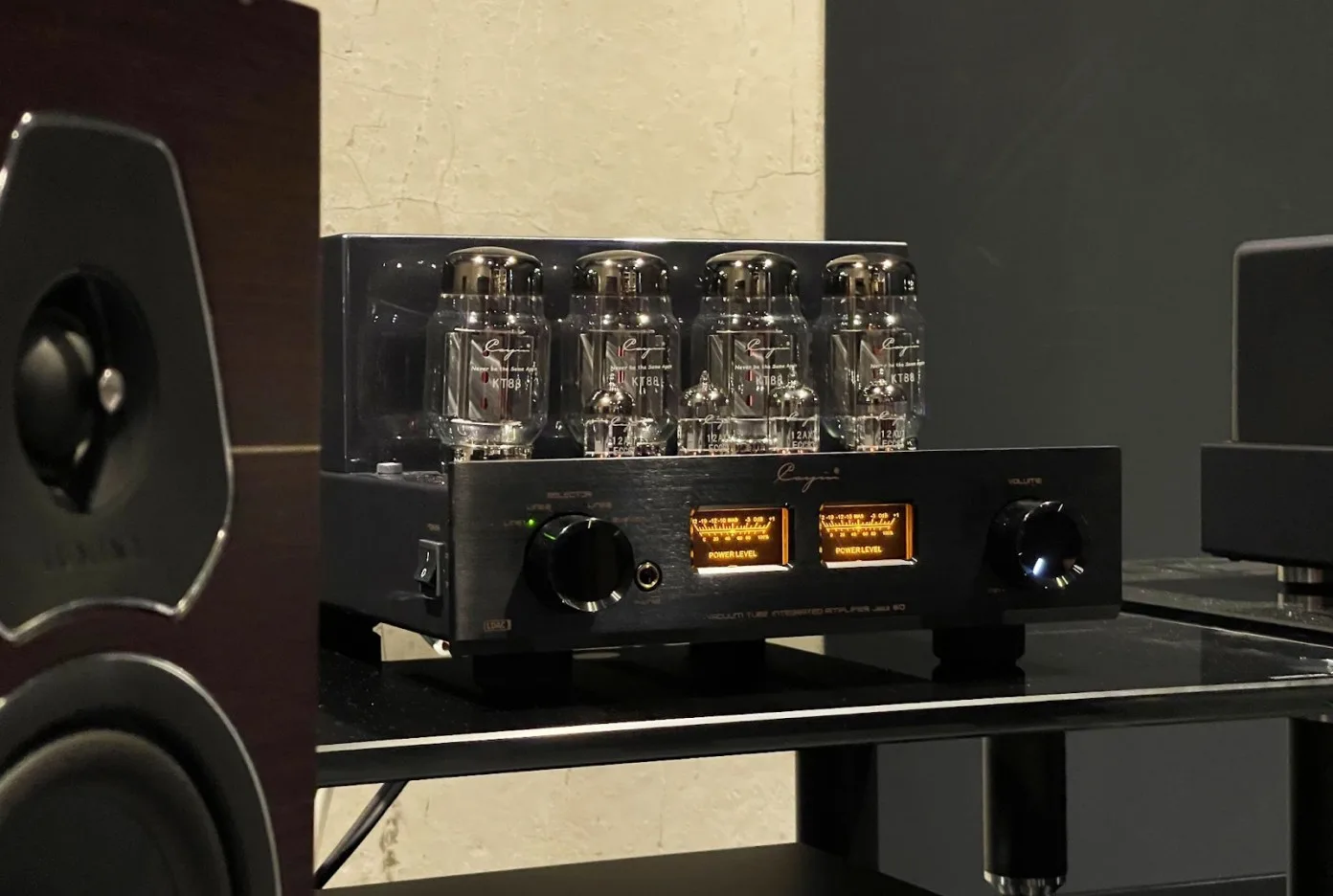 Cayin Jazz 80 KT88 Noir Amplis hi-fi stéréo