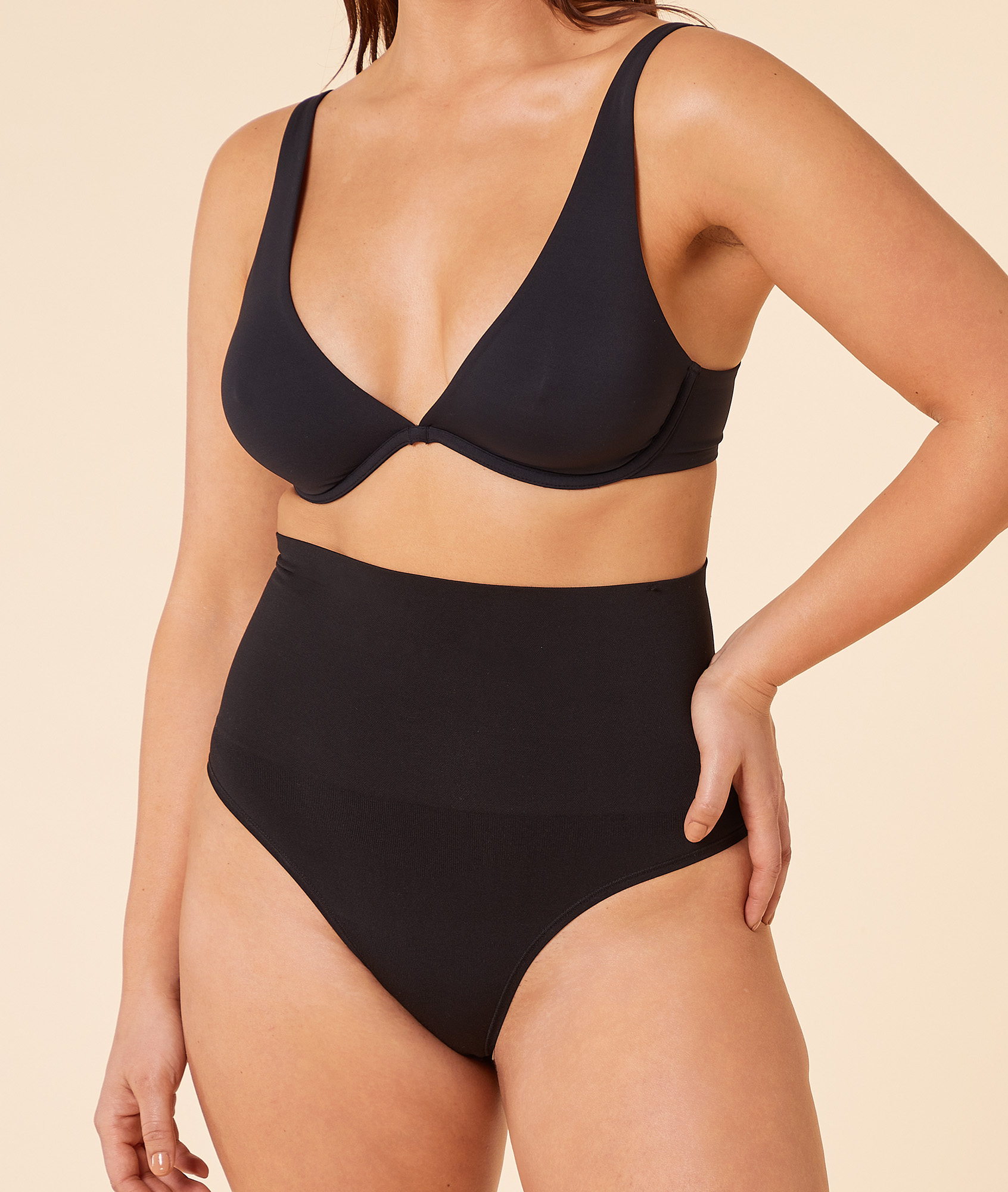 String gainant taille haute - Maintien médium