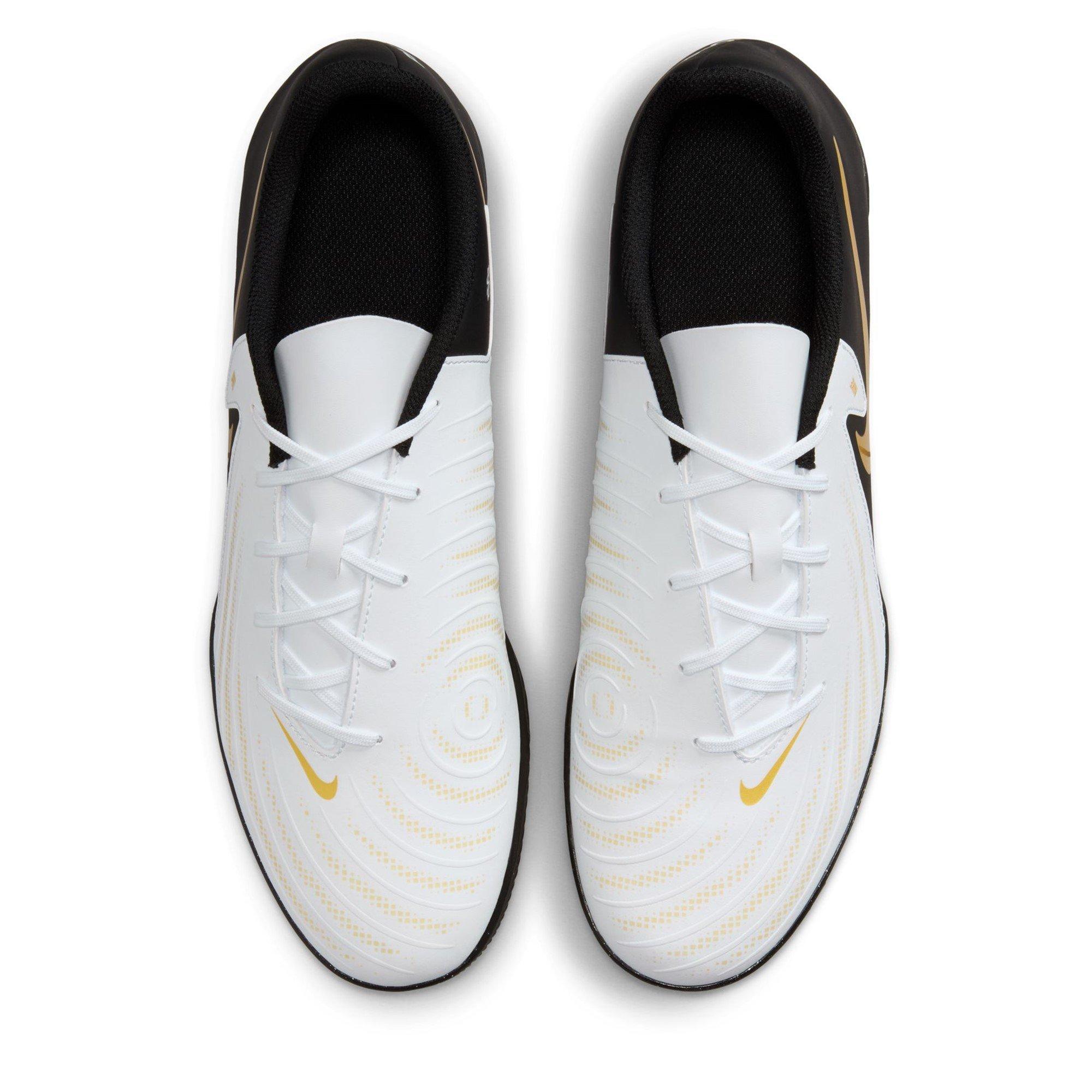 Nike Phantom GX 2 Club Indoor Court Football Boots