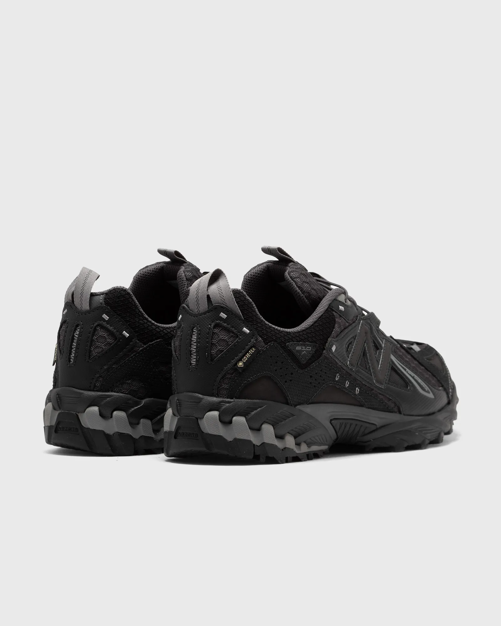 New Balance 610Xv1