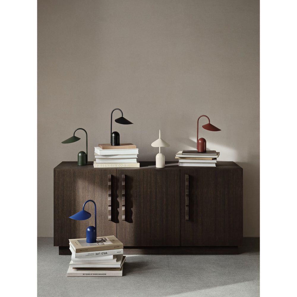 Køb Ferm Living Black Arum Portable Lampe