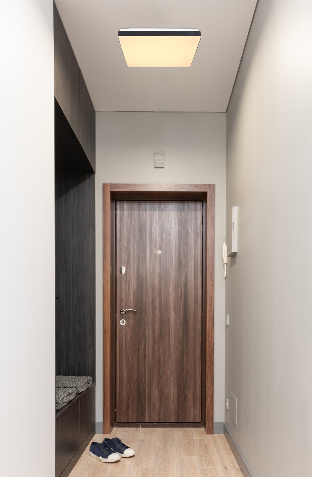 LED-Deckenleuchte - schwarz-weiß - 33x33 cm