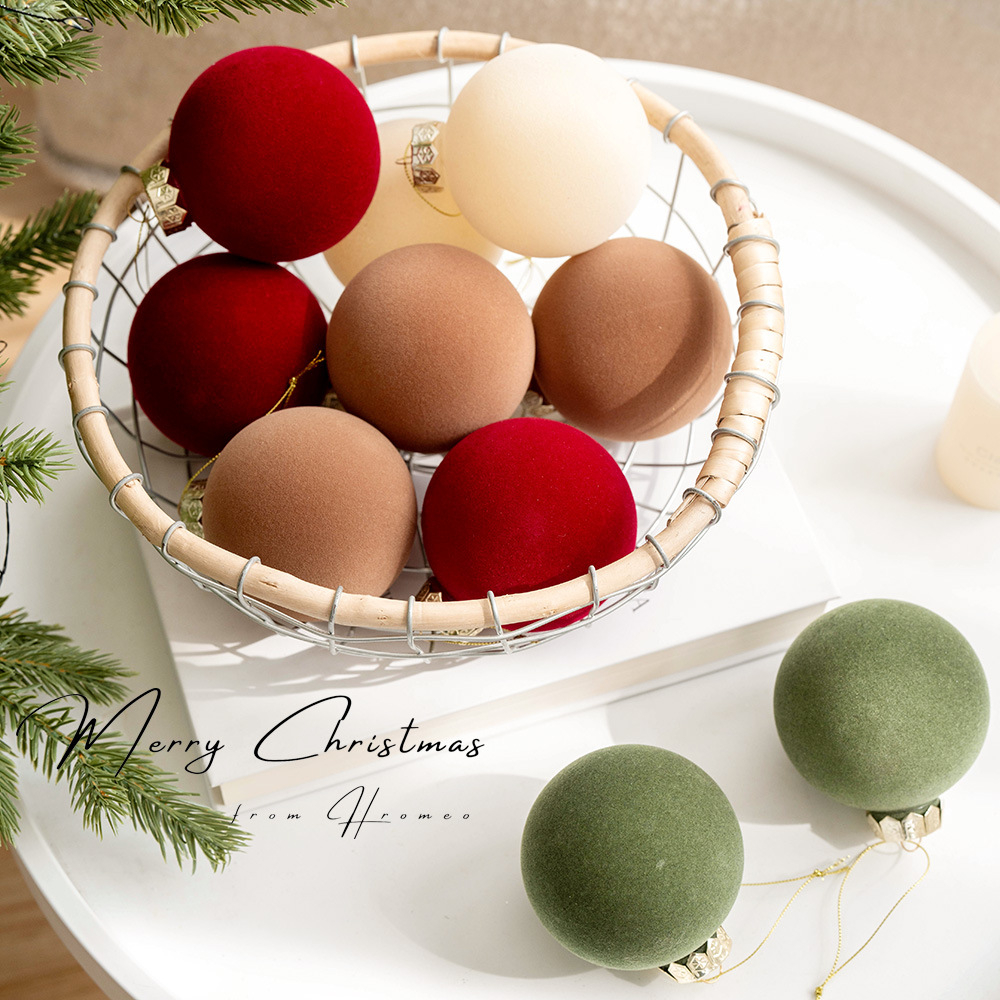 (4er Set) Ø8cm Christbaum Schmuck Samt Weihnachtskugeln Tannenbaum Aufhänger Home Deko - Braun / Grün / Rot